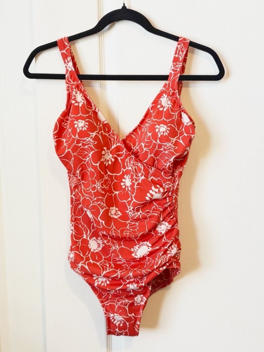 Miraclesuit Swimsuit Coral Floral Surplice V Neck Ruched One Piece Size 10